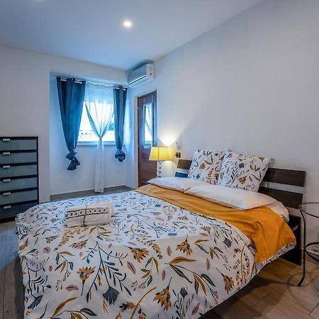 Appartamento Borgo Antico Paruzzaro 外观 照片