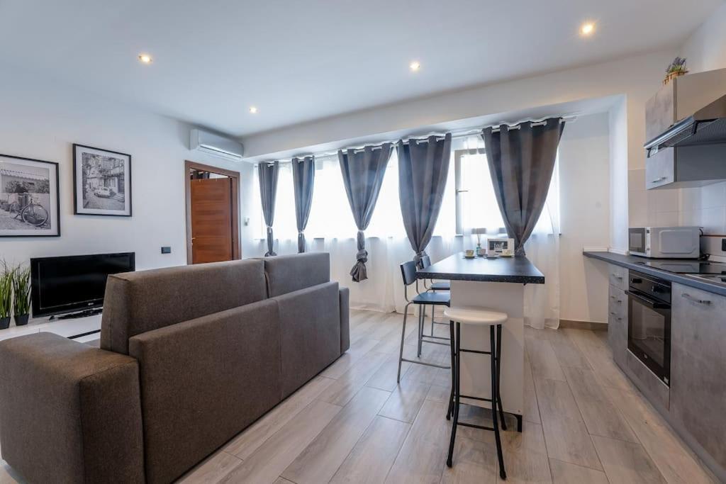 Appartamento Borgo Antico Paruzzaro 外观 照片
